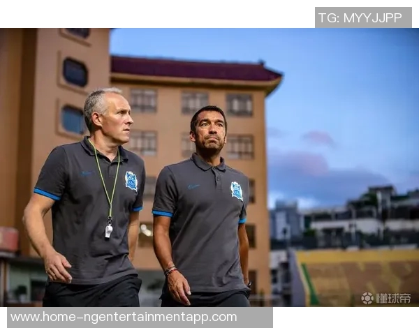 足球渣叔的执教之路与战术哲学探讨如何重塑球队的未来与辉煌 足球渣叔的执教之路与战术哲学探讨如何重塑球队的未来与辉煌